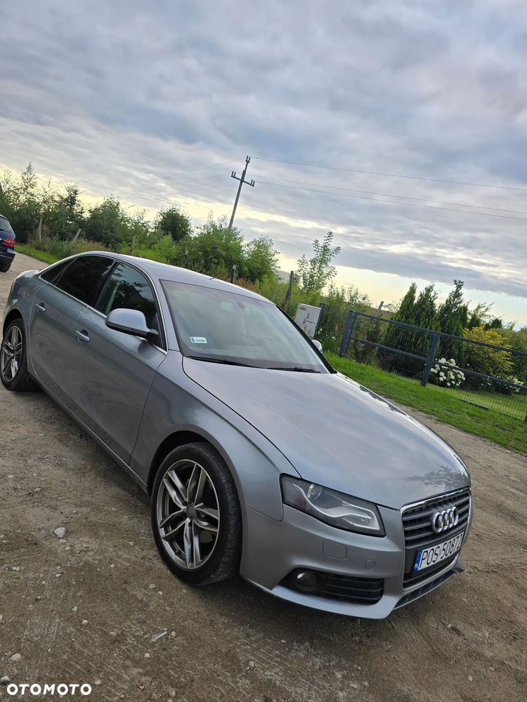 Audi A4 Limousine - 3