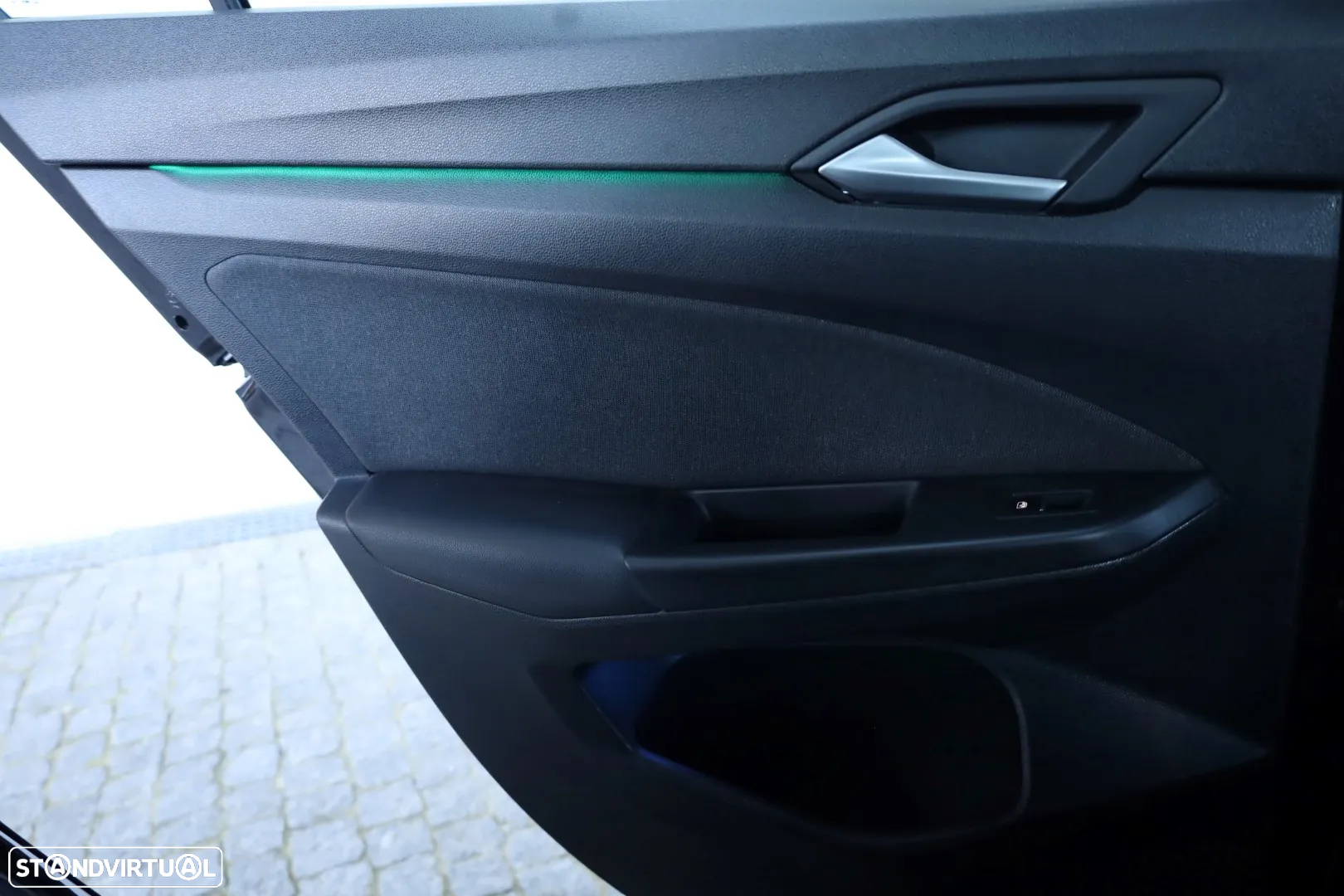 VW Golf 1.0 TSI Life - 41