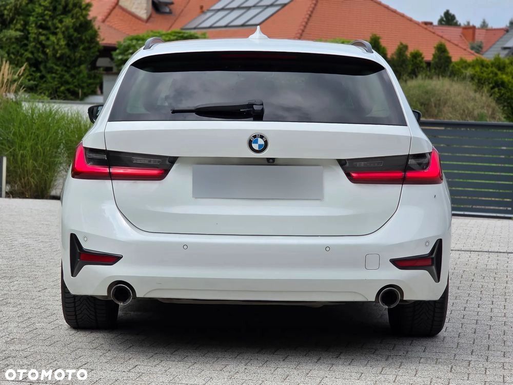 BMW Seria 3 318i M Sport sport - 7