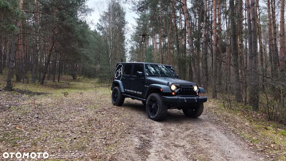 Jeep Wrangler 3.6 Unlim Night Eagle - 7