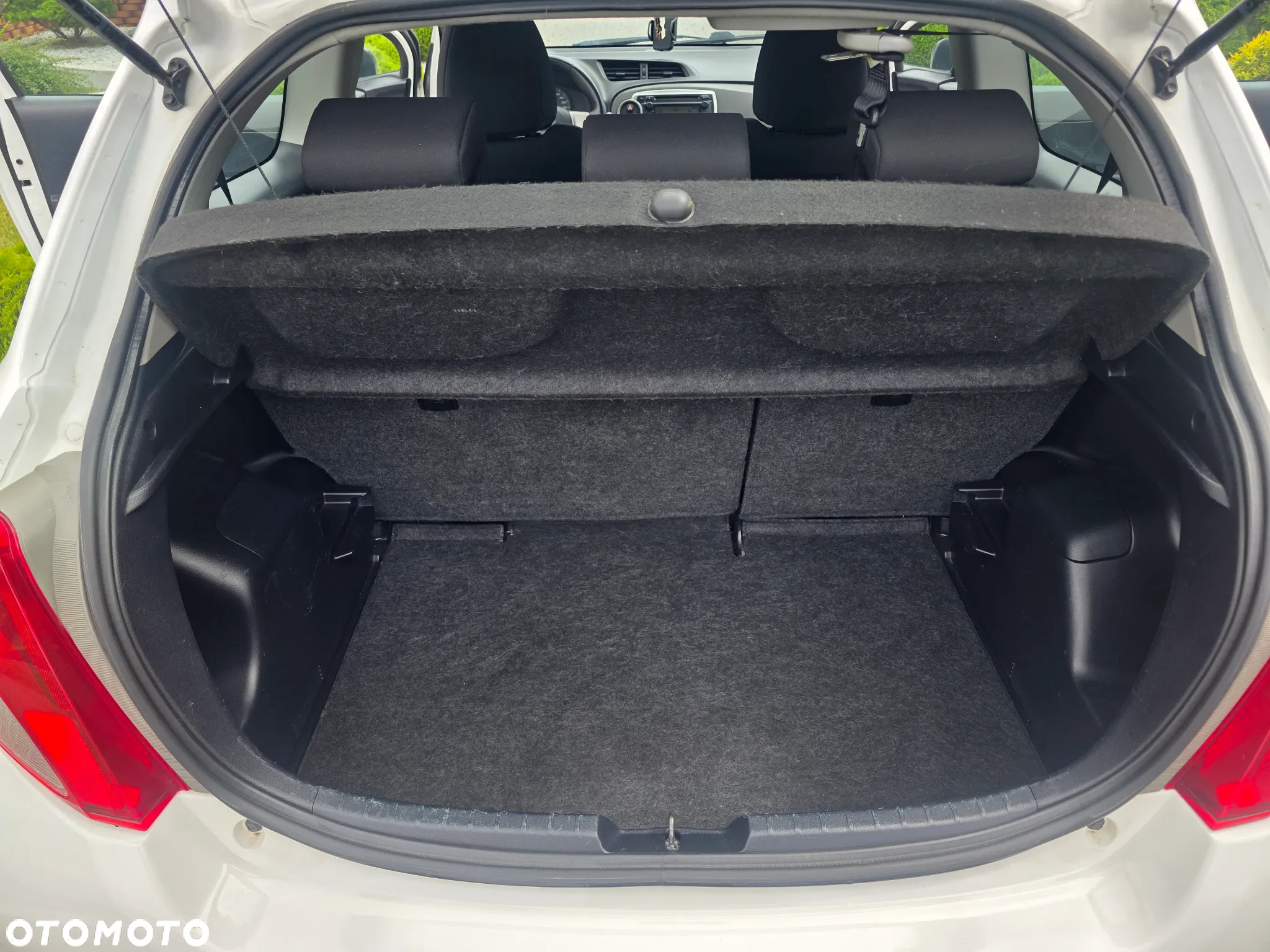 Toyota Yaris 1.4 D-4D - 13