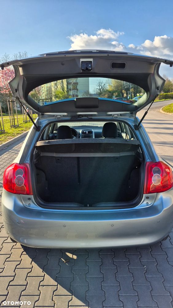 Toyota Auris 1.6 VVT-i Team - 18