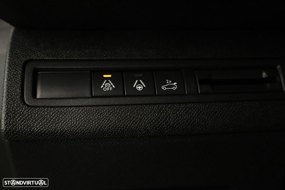 Peugeot 3008 1.6 PureTech GT EAT8 - 21