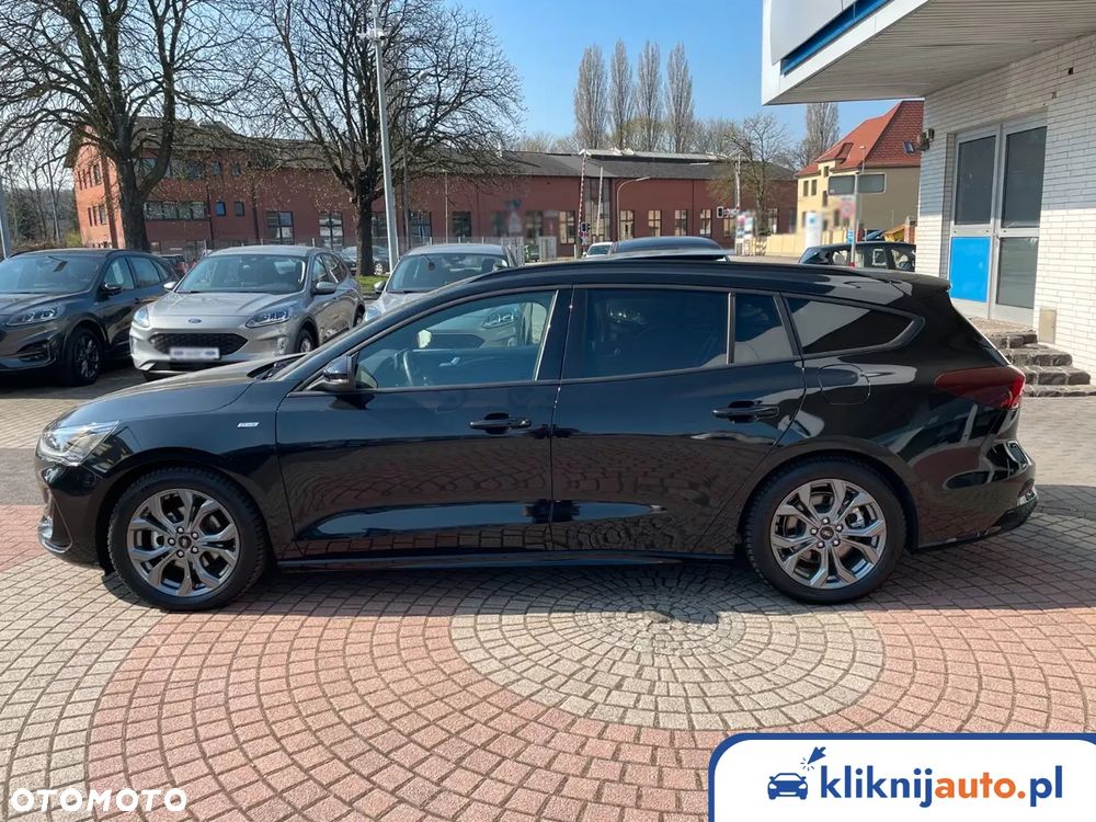 Ford Focus 1.0 EcoBoost mHEV ST-Line X - 2