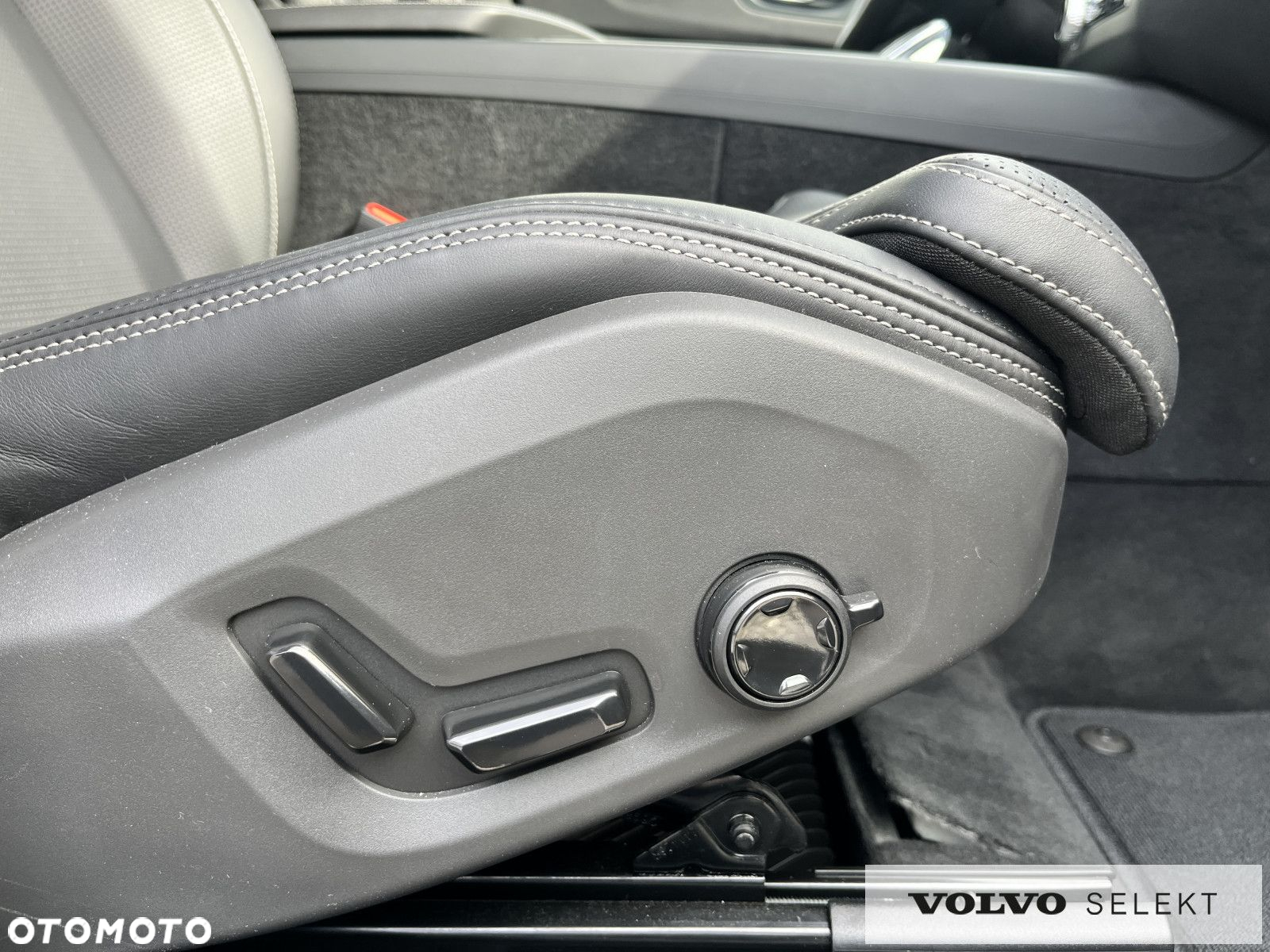 Volvo XC 60 - 35