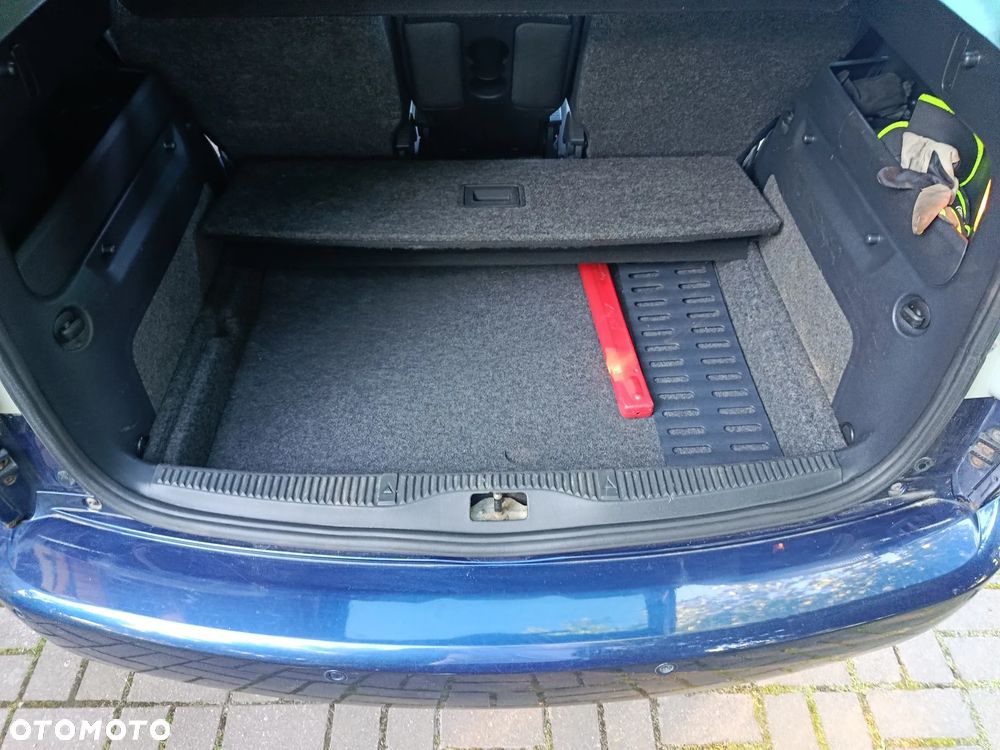 Skoda Roomster 1.4 16V Elegance - 11