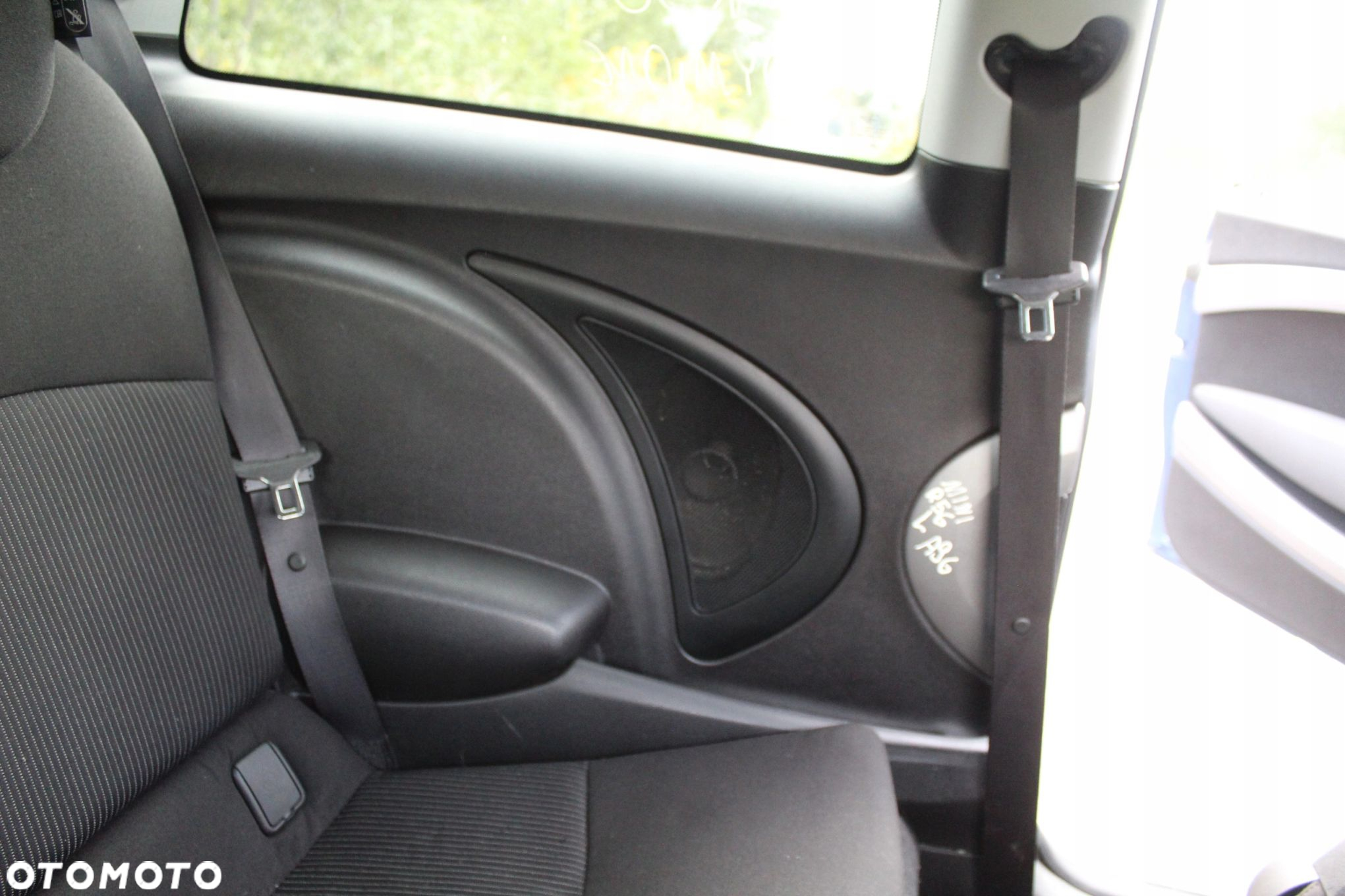 FOTELE KANAPA BOCZKI MINI R56 PÓŁ SKÓRA WORKS - 13