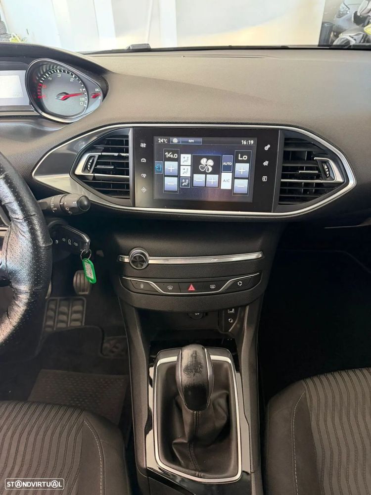 Peugeot 308 SW BlueHDi 100 Stop & Start Nível 1 Business-Line - 10