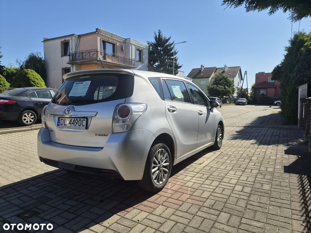 Toyota Verso - 4