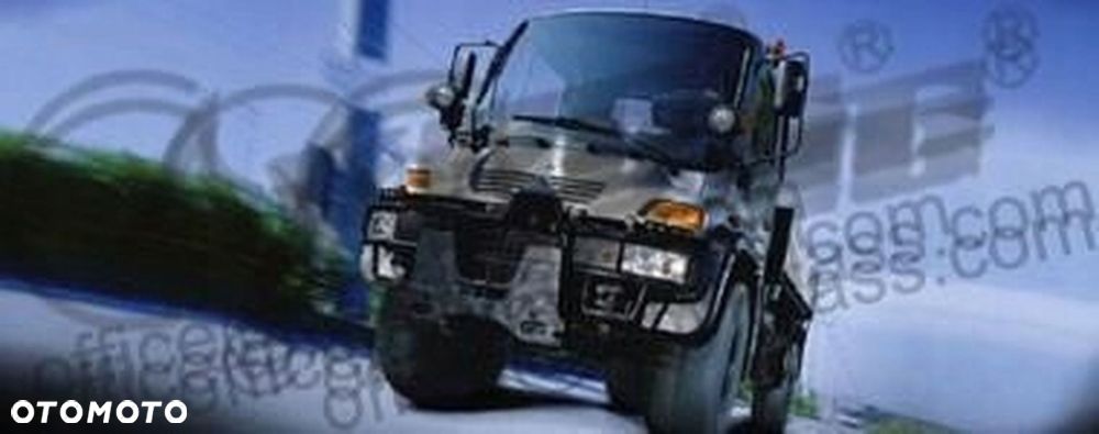 SZYBA CZOŁOWA MERCEDES UNIMOG U300 / U400 / U500 2000- - 2