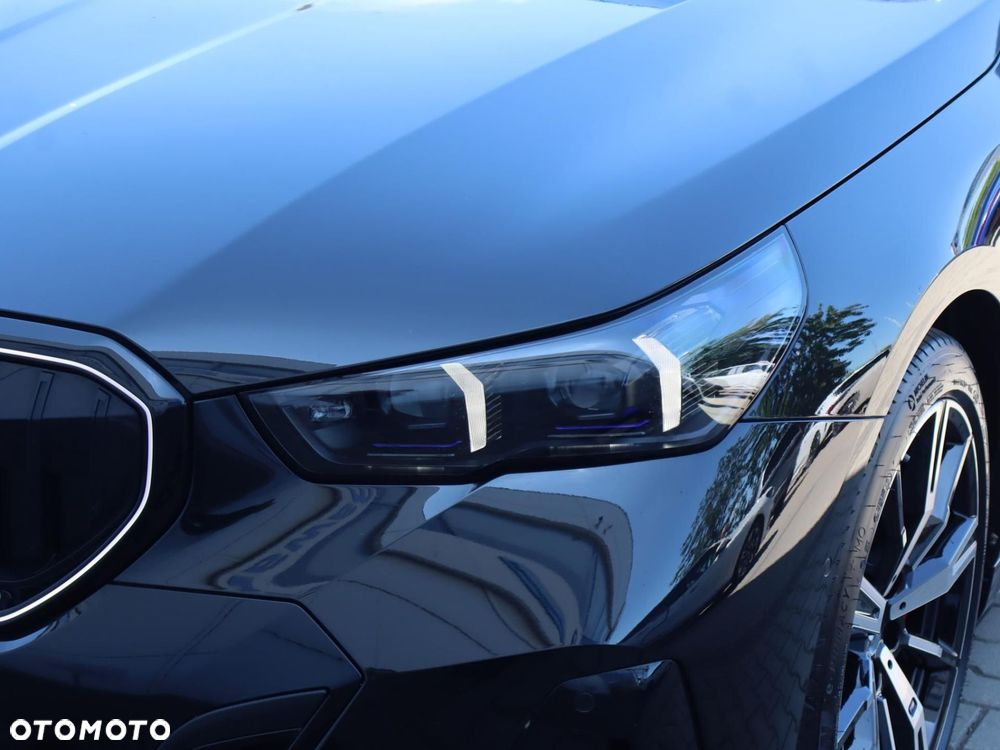 BMW Seria 5 - 25
