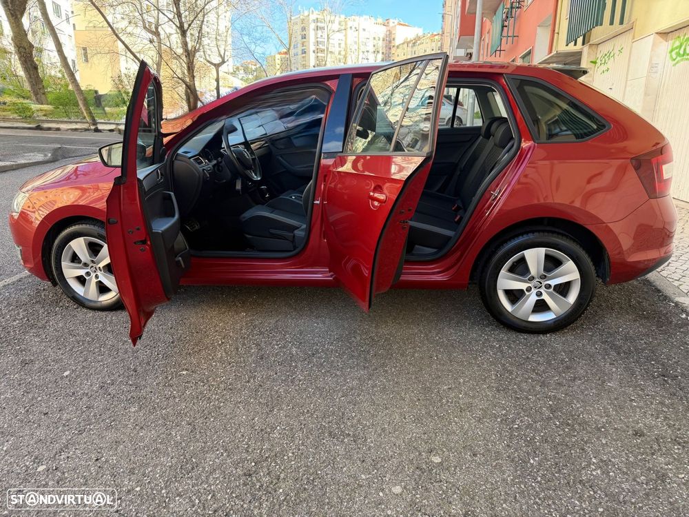 Skoda Rapid Spaceback 1.4 TDI DSG Style - 8