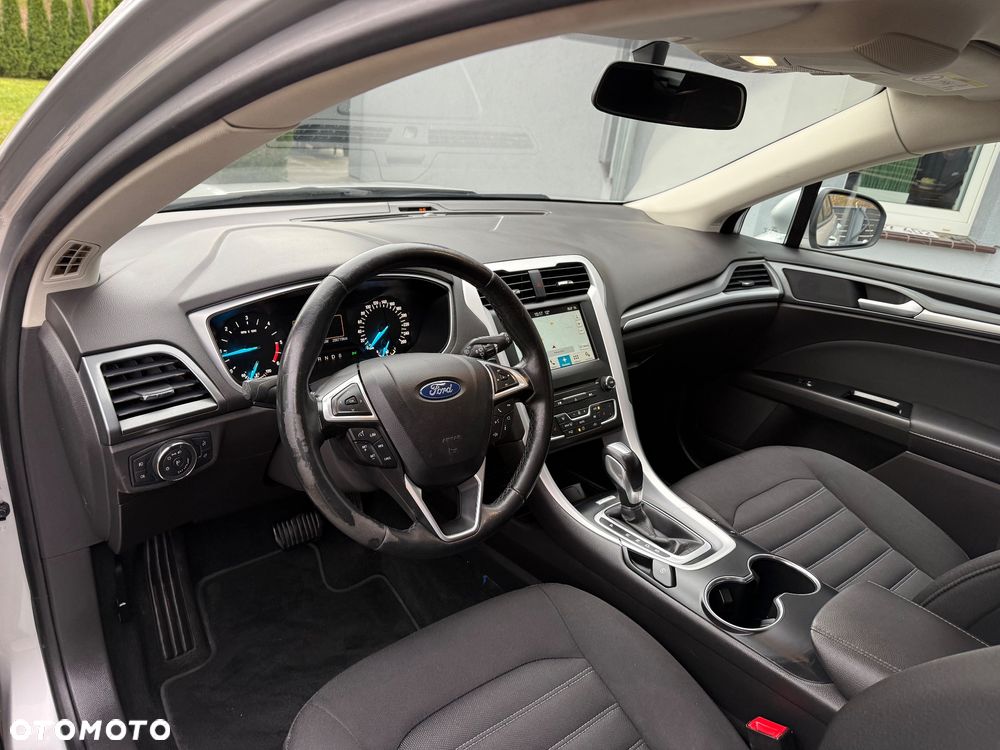 Ford Mondeo 2.0 TDCi Titanium PowerShift - 10