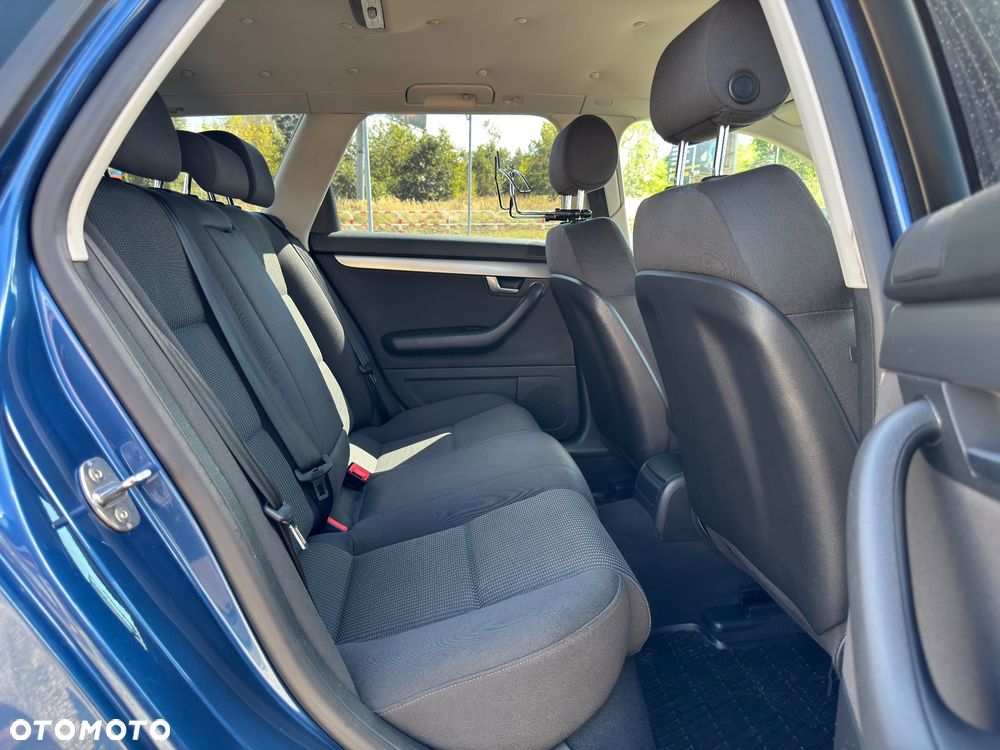 Audi A4 Avant 2.0 T FSI - 29