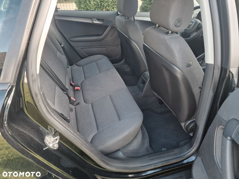 Audi A3 Sportback 1.6 Ambiente - 30