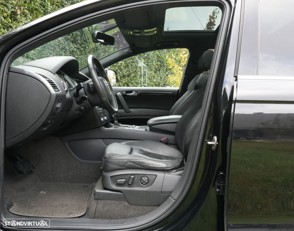 Audi Q7 3.0 TDi Tiptronic - 18