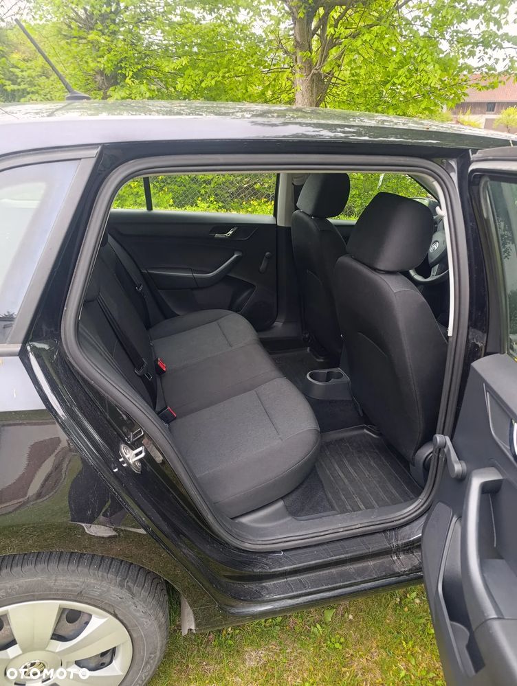 Skoda RAPID 1.2 TSI Ambition - 7