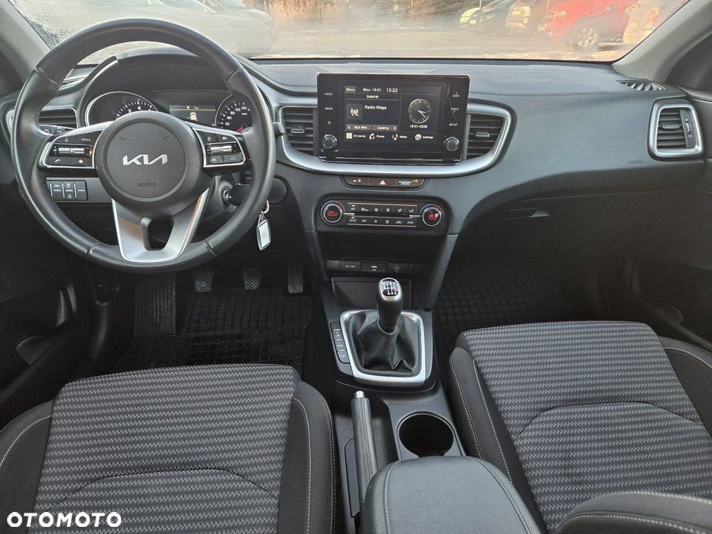 Kia XCeed 1.5 T-GDI M - 22
