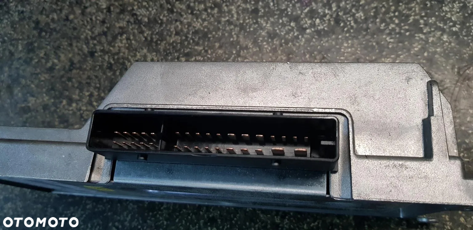 WZMACNIACZ AUDIO RADIA AUDI A4 B8 A5 Q5 10-15 - 3