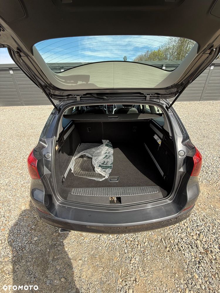 Opel Astra 1.4 Turbo Sport - 17