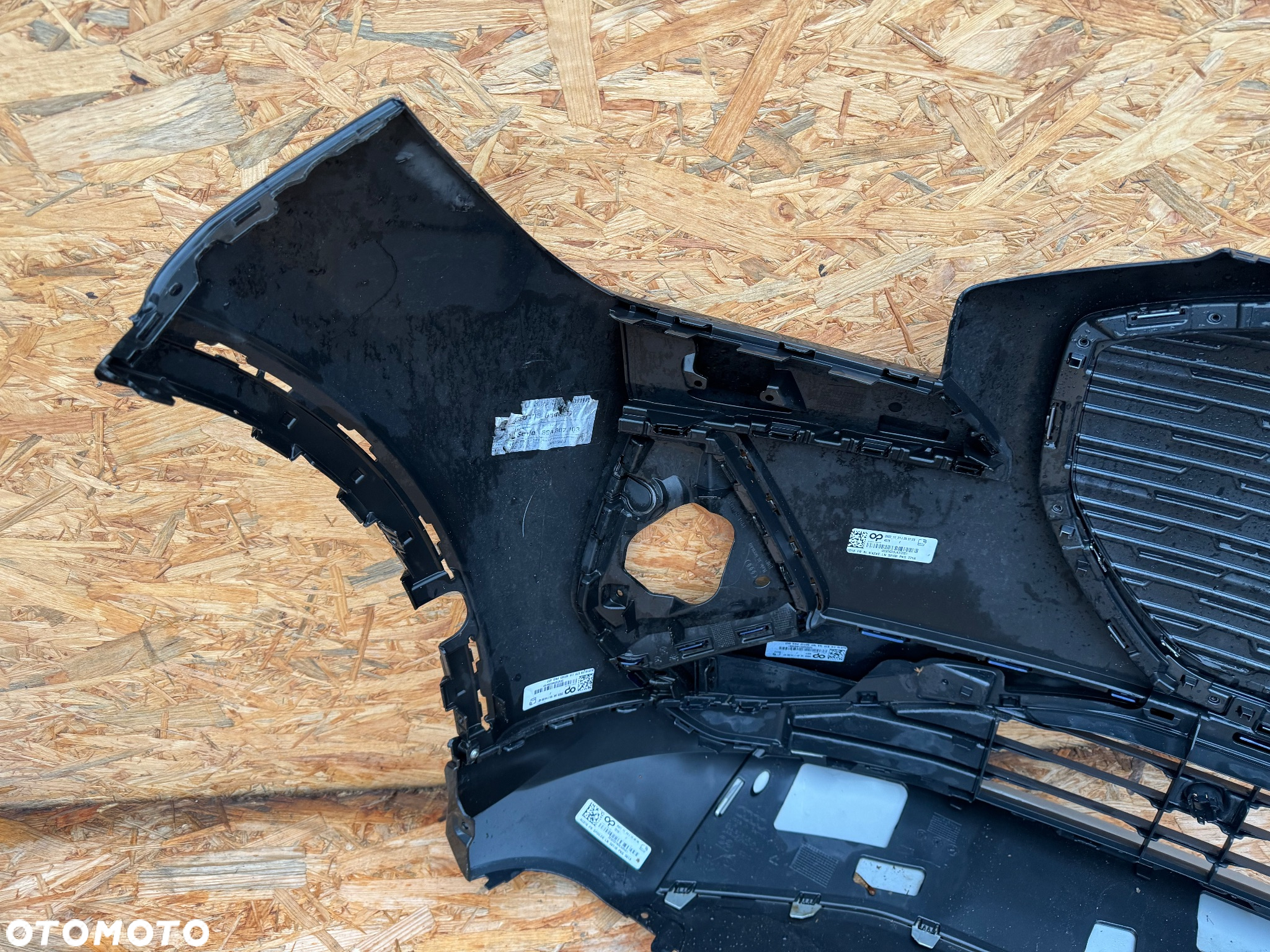 ZDERZAK PRZÓD PRZEDNI AUDI Q4 E-TRON GRILL RAMKA LISTWA NAROŻNIK PRAWY LEWY SPOILER DÓŁ KRATKA  89A807725A 89A807438 89A807437 89A807061A 89A807683 89A807733 89A853653A ORYGINAŁ - 16