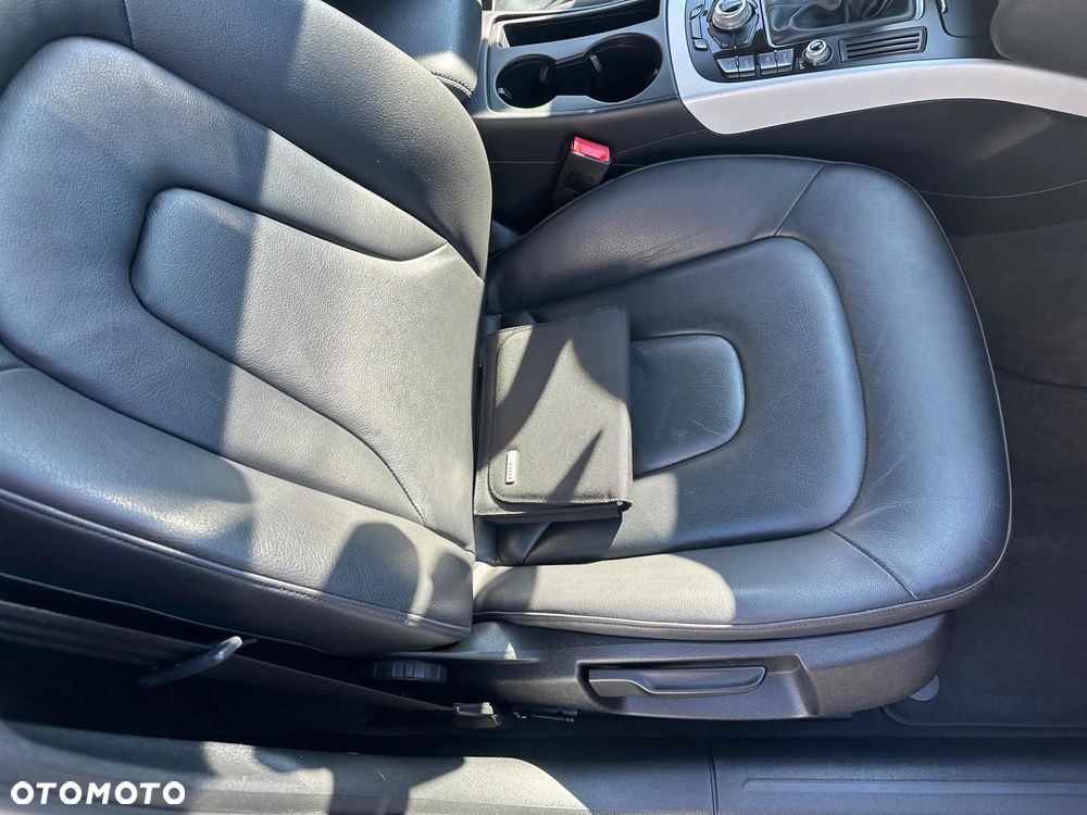 Audi A4 Avant 2.0 TDI ultra - 16