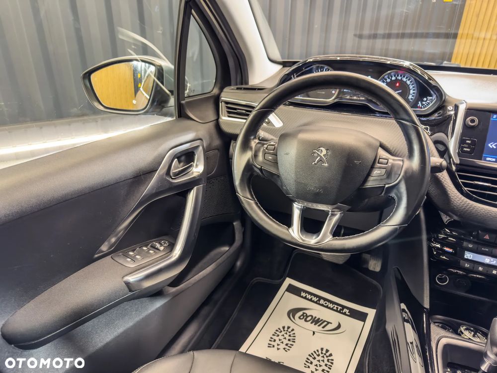 Peugeot 2008 BlueHDi FAP 120 STOP & START EAT6 Allure - 24