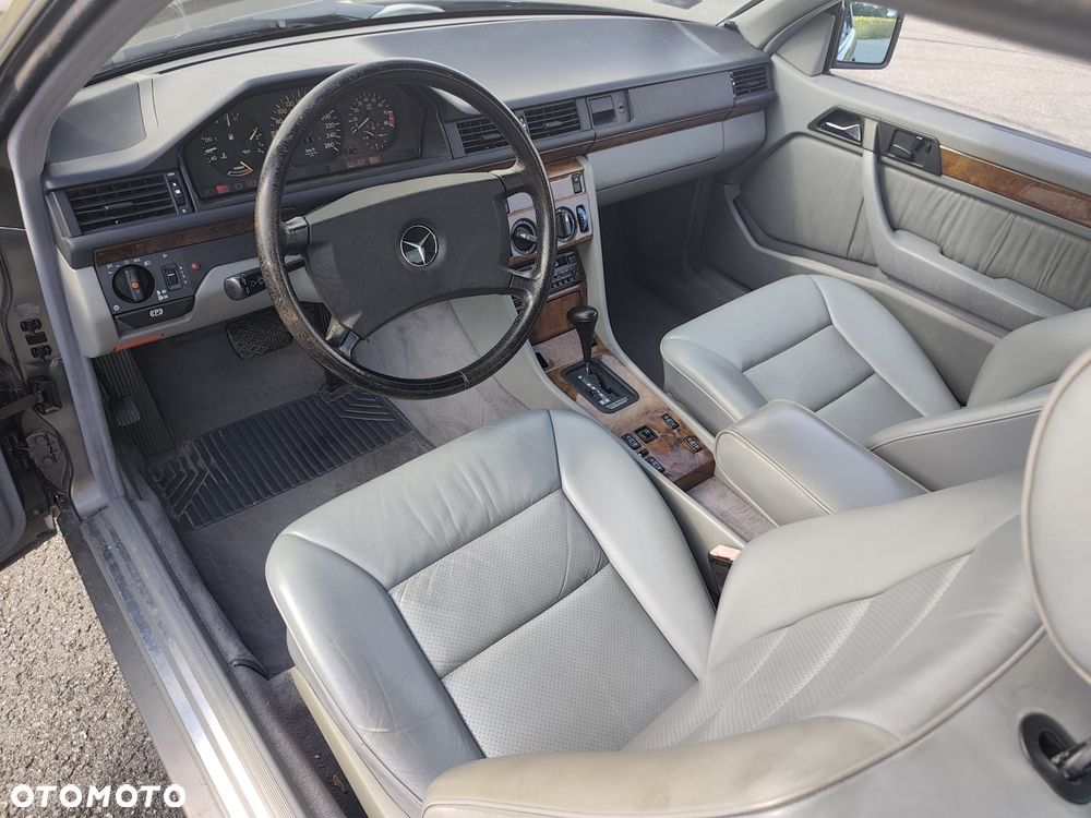 Mercedes-Benz W124 (1984-1993) - 17