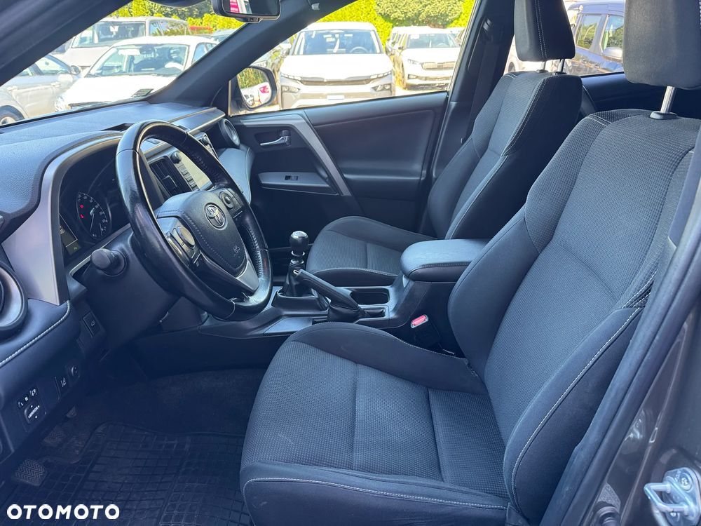 Toyota RAV4 2.0 D-4D Premium 4x2 - 11