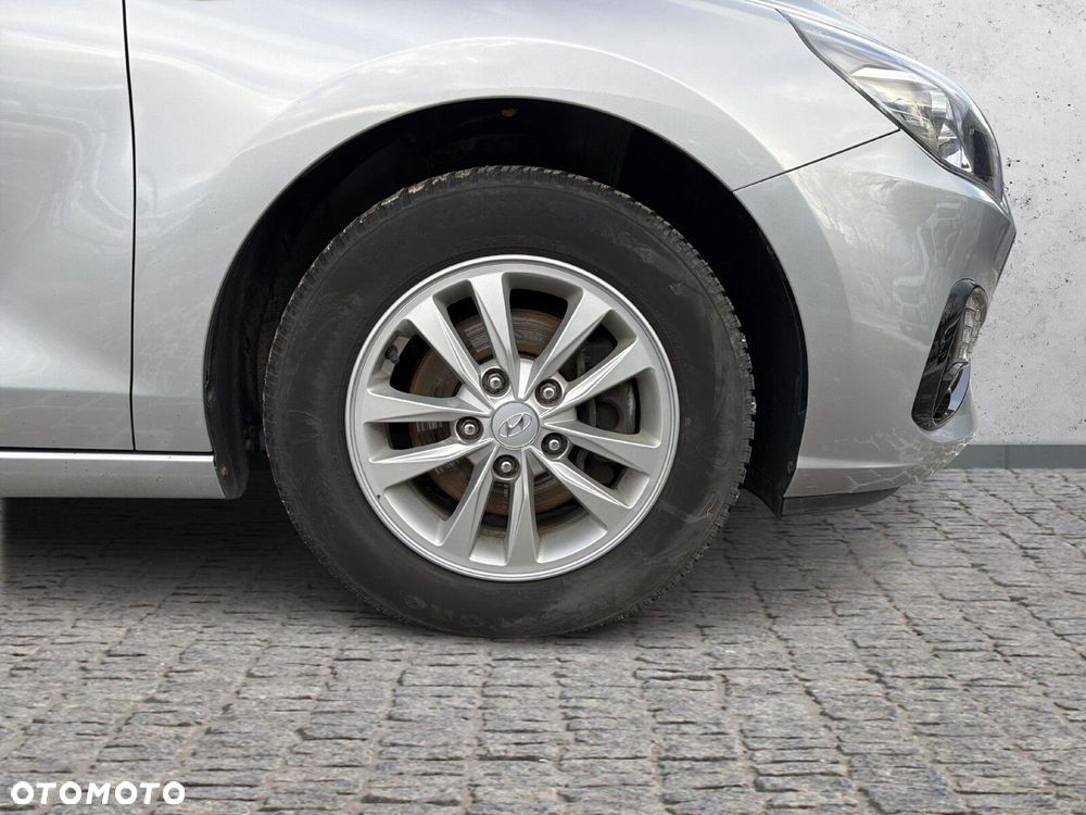 Hyundai i30 1.5 DPI Modern - 18