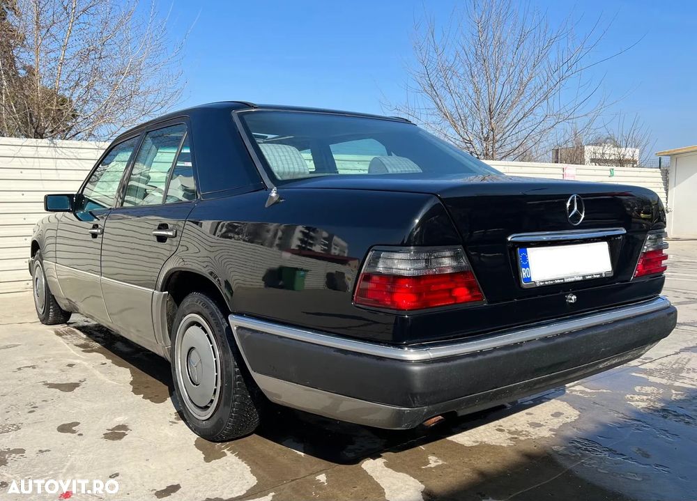 Mercedes-Benz W124 - 15