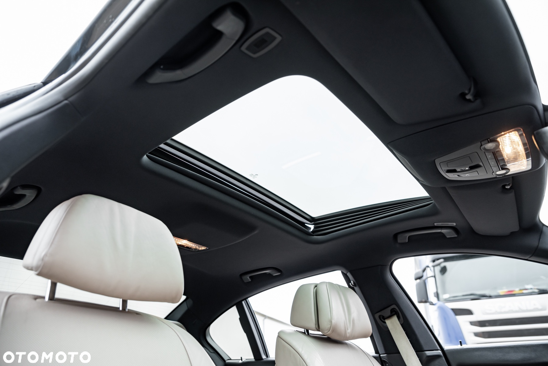 BMW Seria 7 740d xDrive - 29