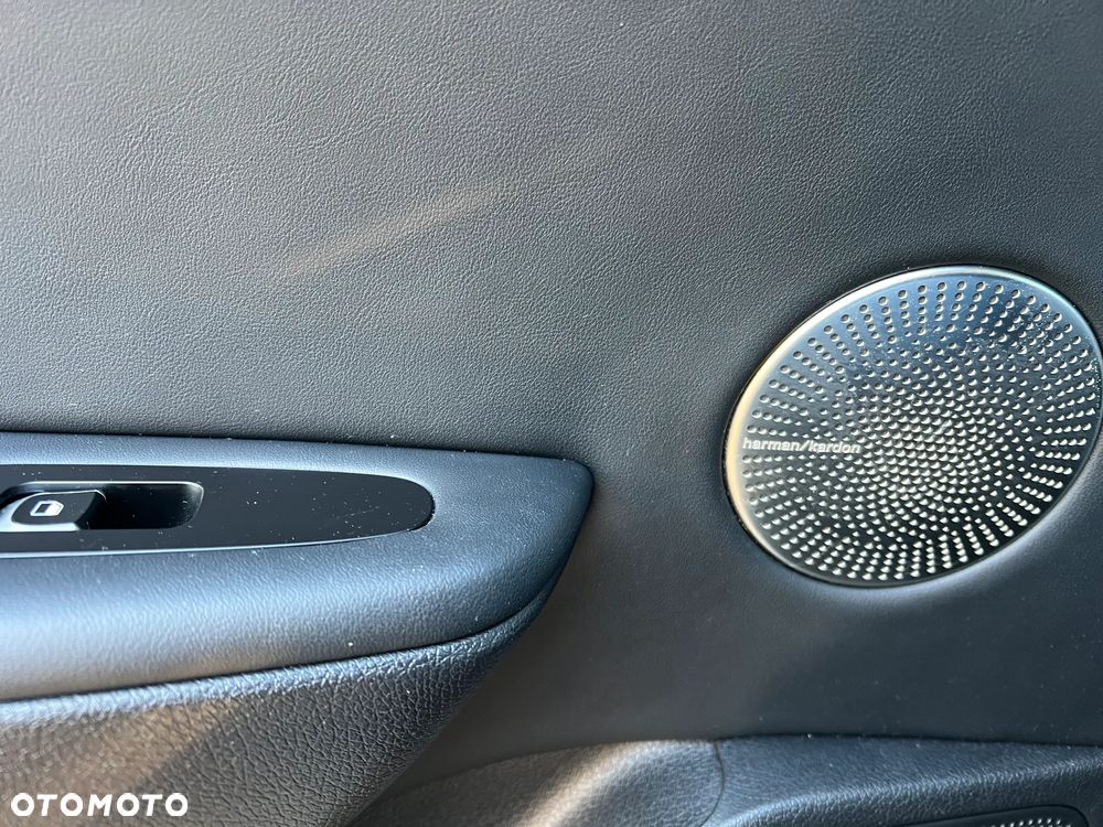 Kia Stinger 2.0 T-GDI L - 15