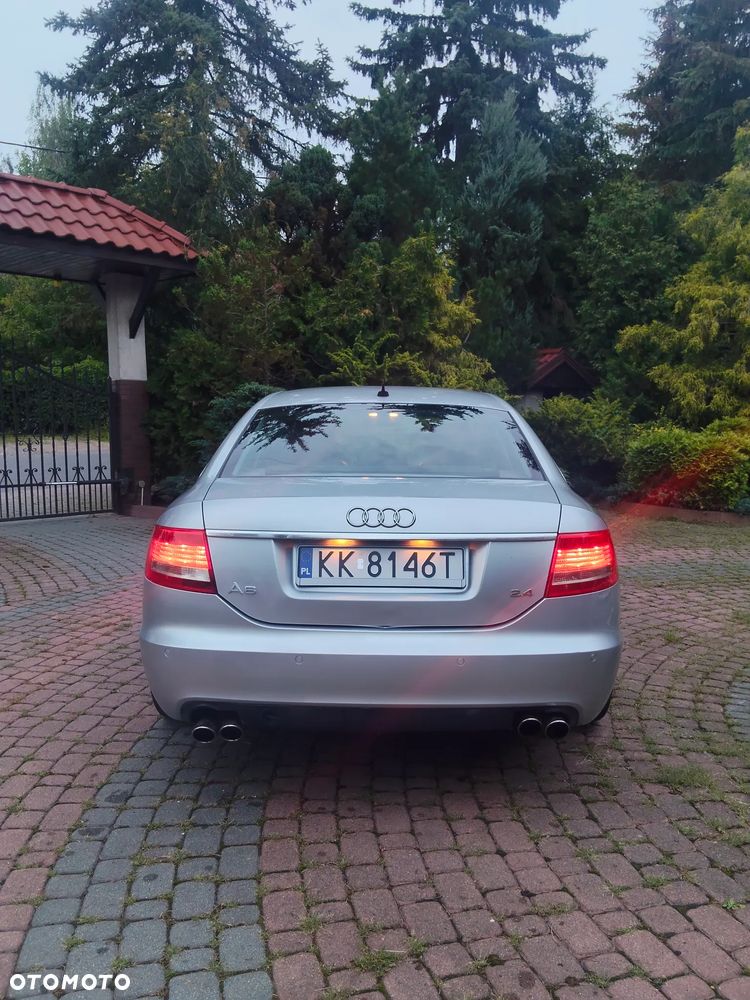 Audi A6 Limousine 2.4 - 9