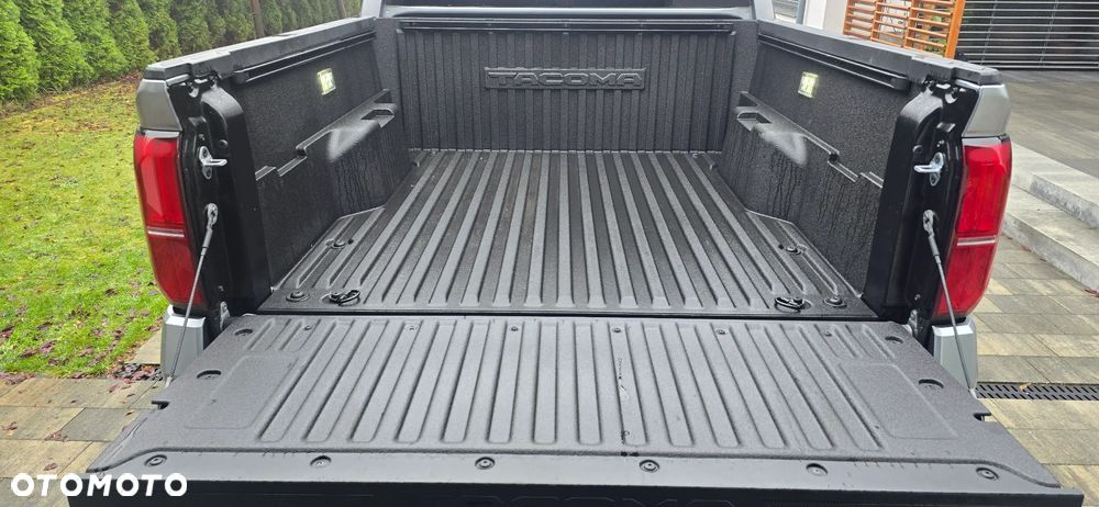Toyota Tacoma 2025 photo 5