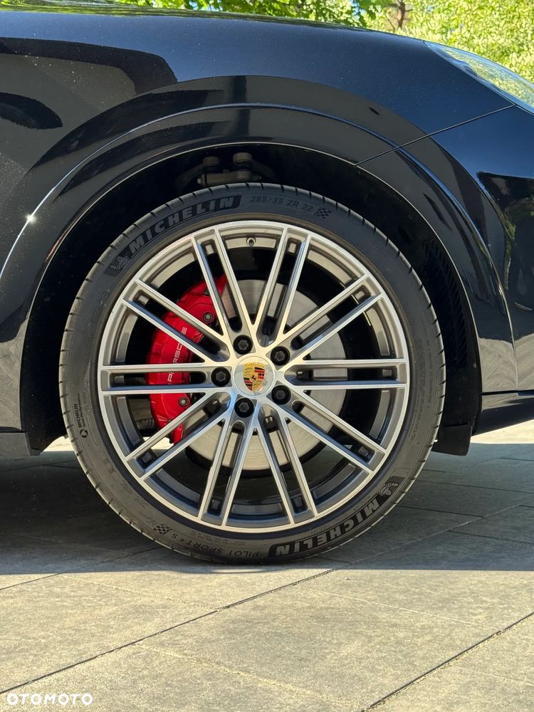 Porsche Cayenne GTS - 8