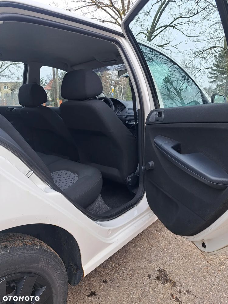 Skoda Fabia 1.4 16V Active - 16