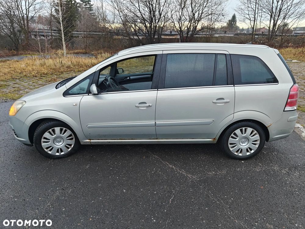 Opel Zafira 1.8 Family Plus - 25
