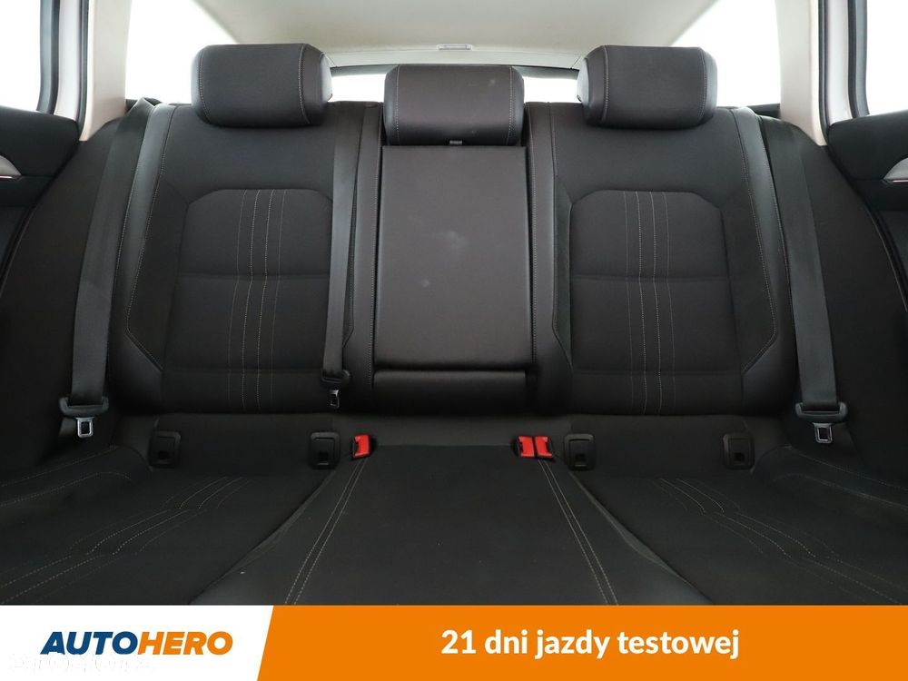 Volkswagen Passat Alltrack - 14