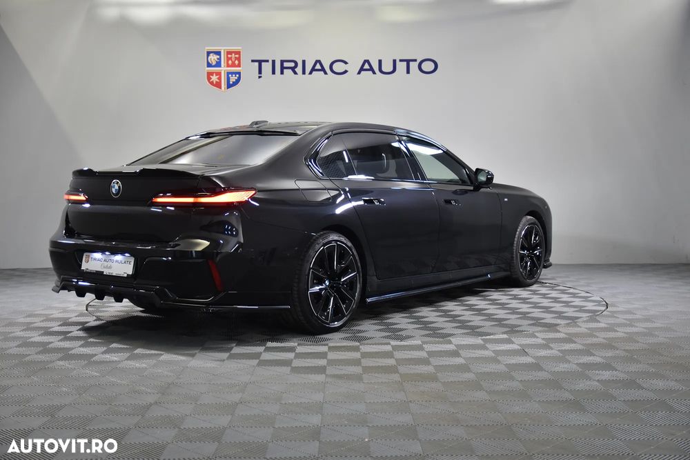 BMW Seria 7 740d xDrive MHEV - 6