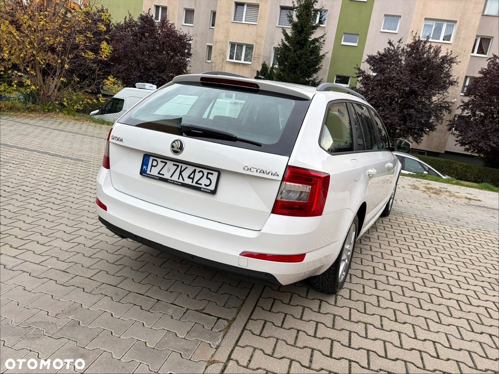 Skoda Octavia - 16