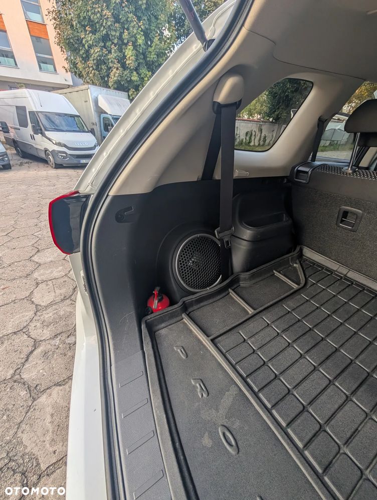 Mitsubishi Outlander 2.0 Intense + Navi 4WD CVT - 8