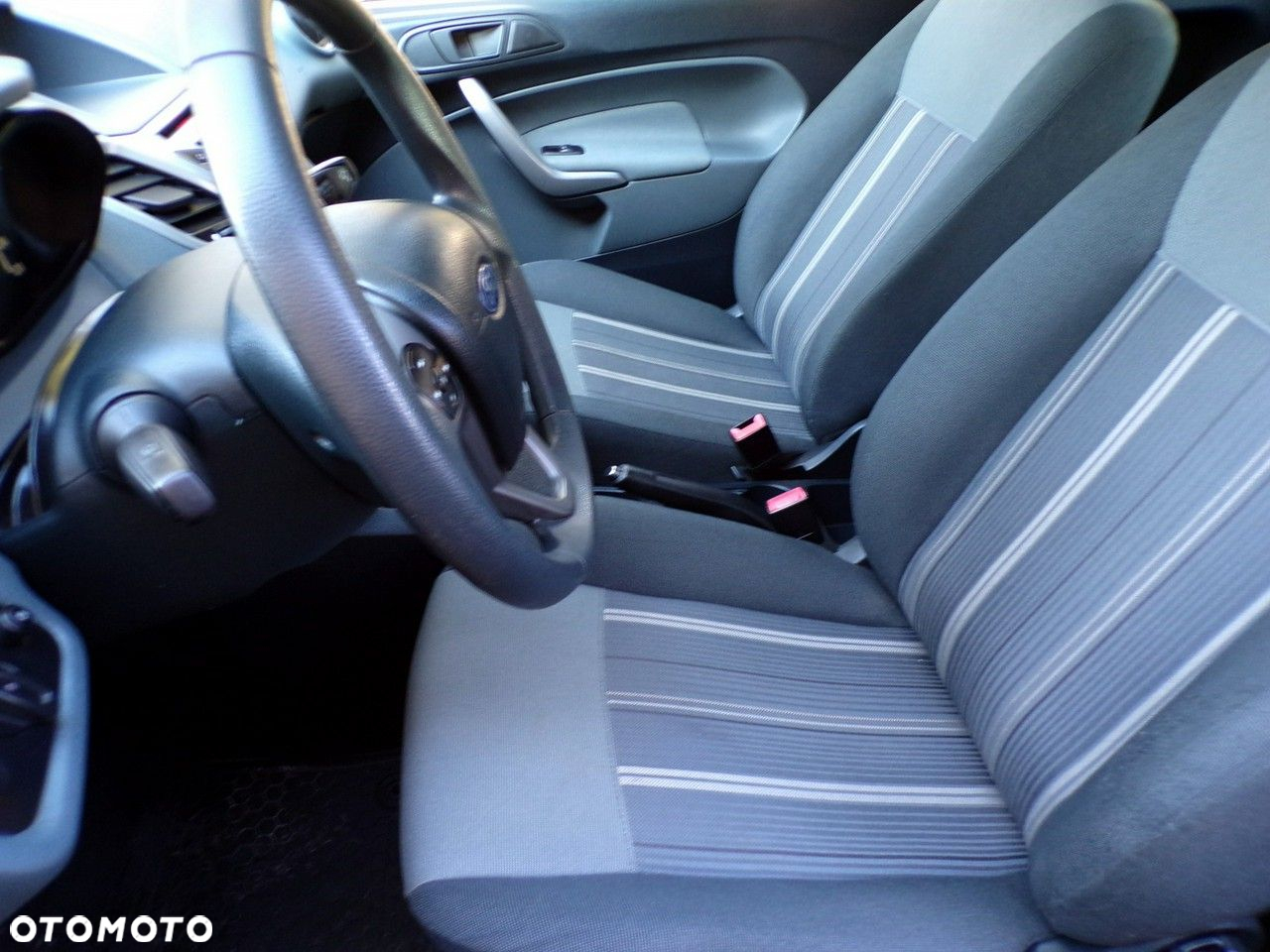 Ford Fiesta - 19