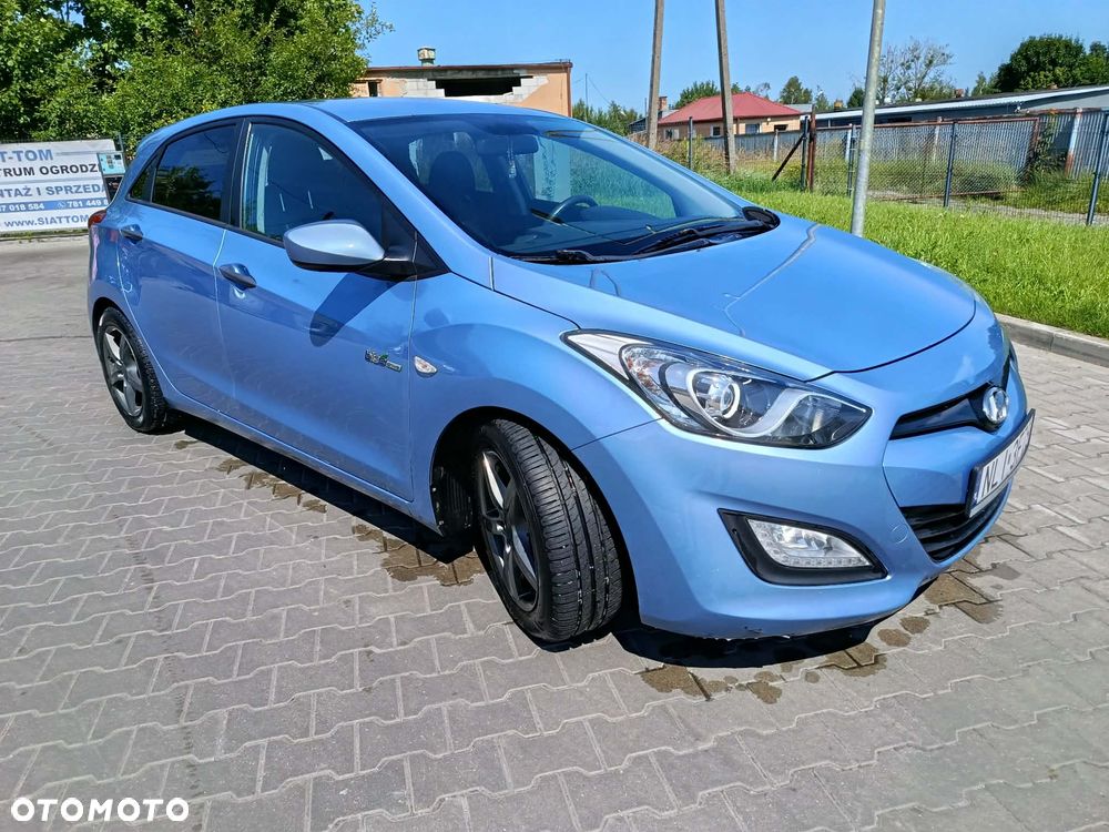 Hyundai i30 1.6 CRDi blue Classic - 12