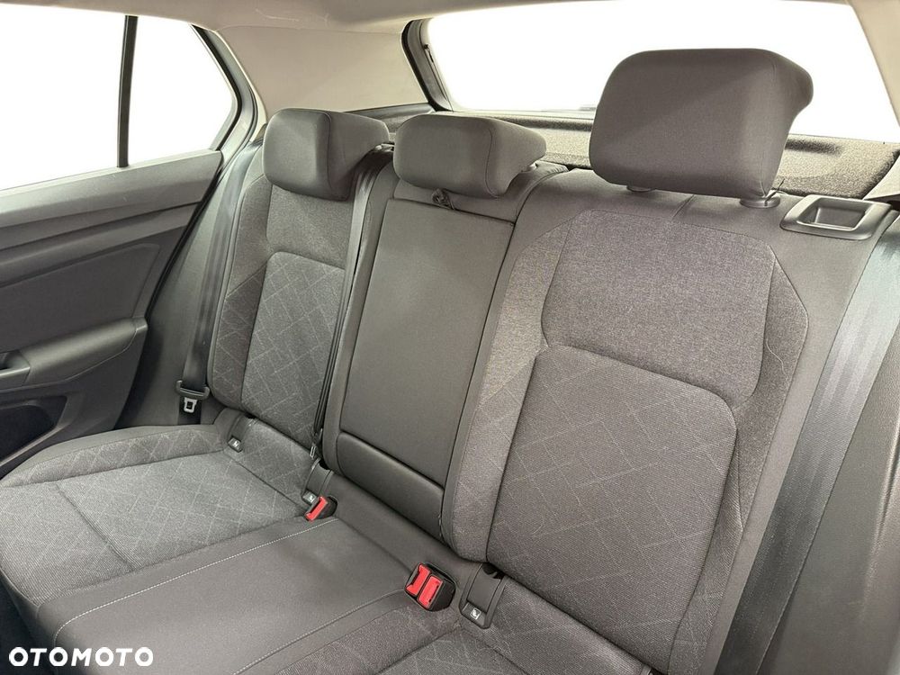 Volkswagen Golf - 13