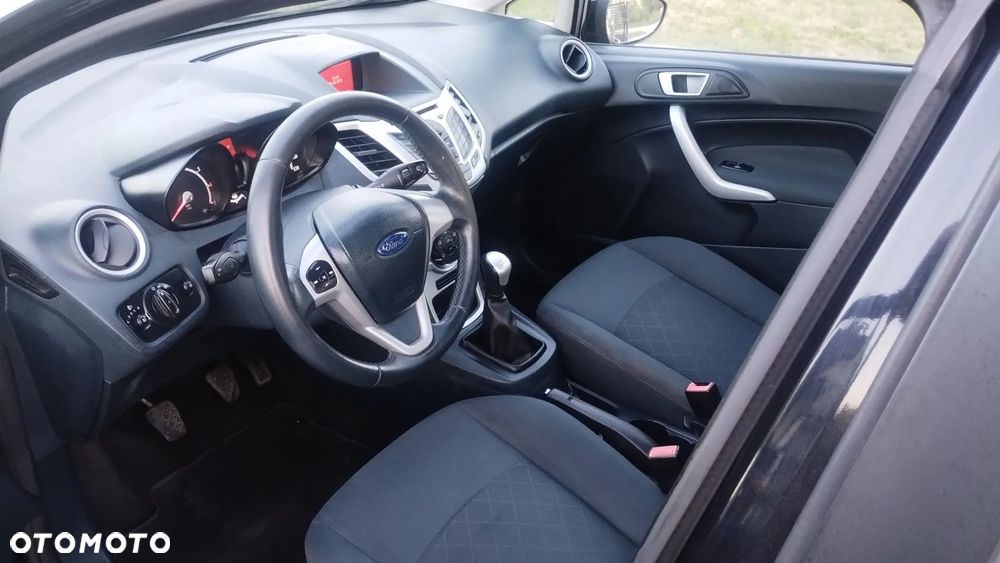 Ford Fiesta 1.25 Champions Edition - 9