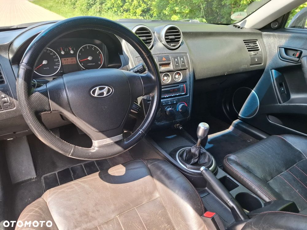 Hyundai Coupe - 4