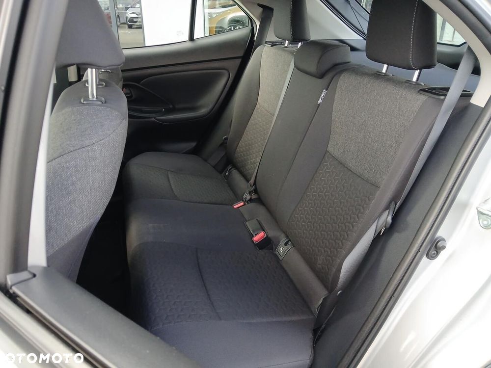 Toyota Yaris Cross Hybrid 1.5 Comfort - 40