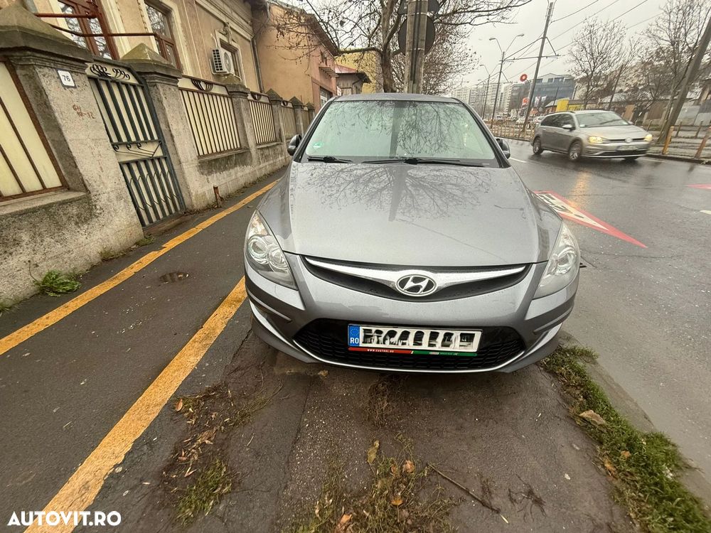 Hyundai i30 1.4 Comfort - 1