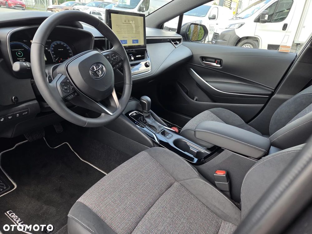 Toyota Corolla 2.0 Hybrid Style - 18